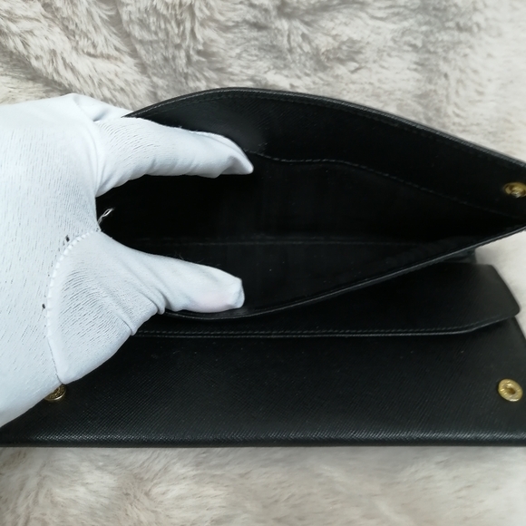 Authentic Prada Vintage saffiano leather black Milano wallet - Picture 10 of 14